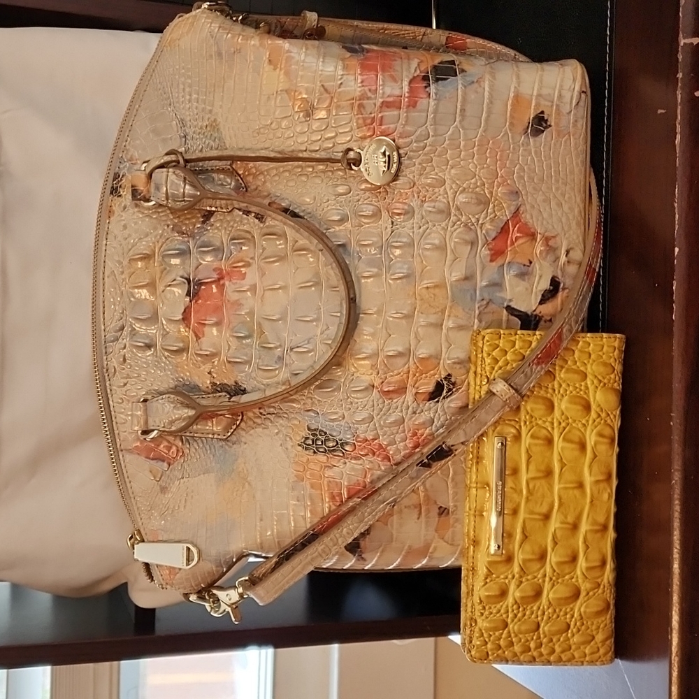 Brahmin Duxbury Satchel and Wallet